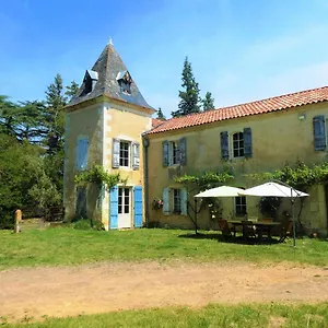 presbytere-darpentian.midi-pyreneeshotels.com/